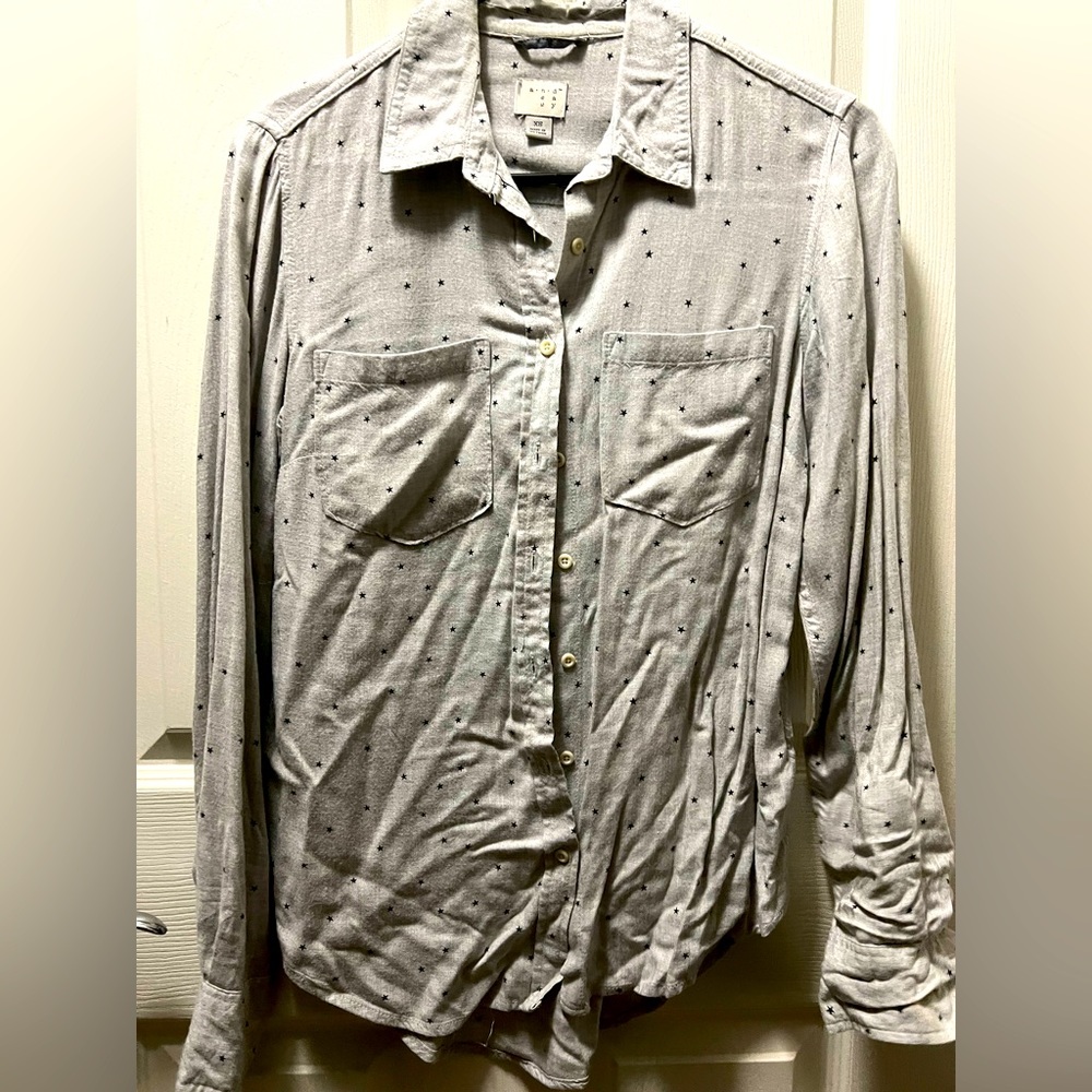 Light grey button down with navy blue star print.